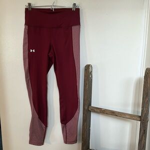 Under Armour/Coldgear Athletic Leggings in Maroon (Size Medium/M)